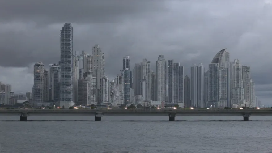 Ciudad de Panamá, clima, nublado y lluvias.