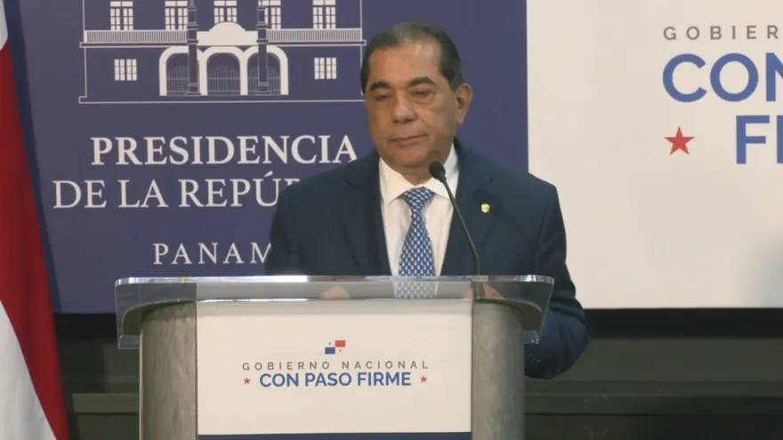 Panama's new education minister vows transparent laptop purchases, cooperation on past deal