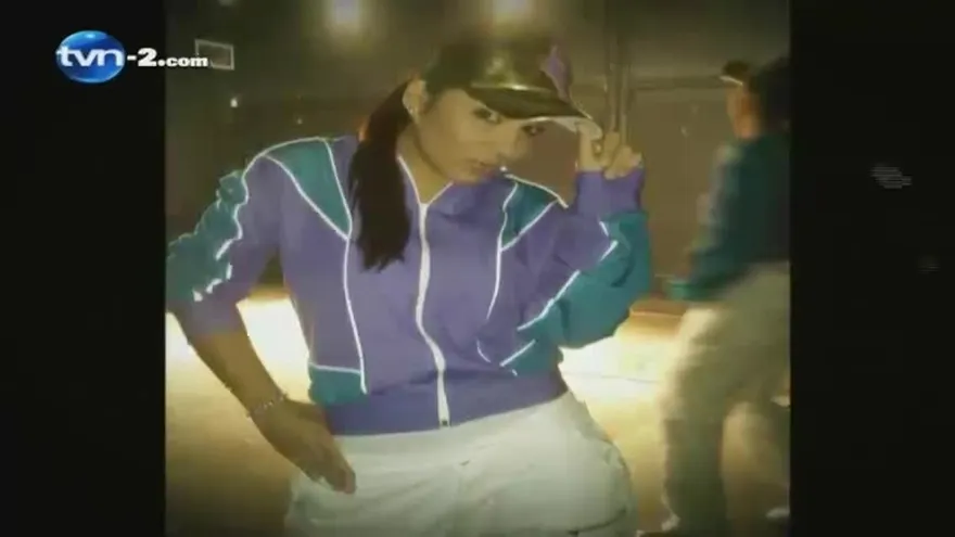 Angie Cabrera - "Mujeres Liberadas"