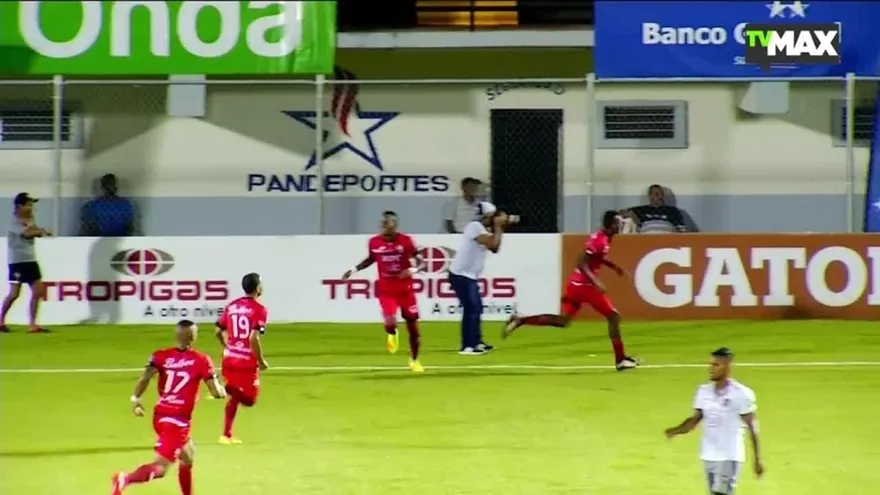 Isidoro Hinestroza, jugador de la semana de la LPF