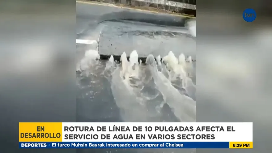Rotura de tubería afecta servicio de agua potable en avenida de los Mártires
