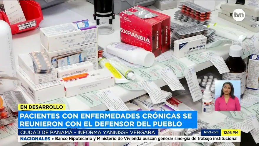 Pacientes de enfermedades crónicas se reúnen con Defensor del Pueblo