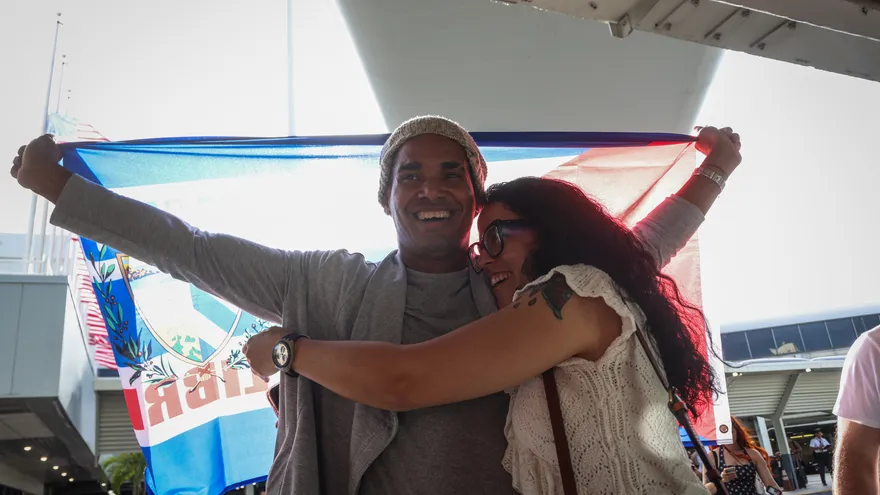 Cuban dissident artist Luis Manuel Otero Alcántara goes into exile in the U.S.