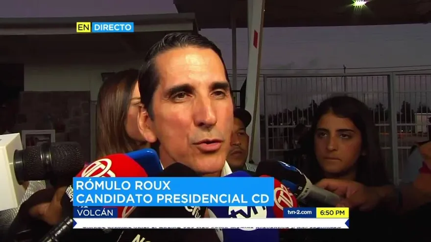 Rómulo Roux asiste al debate del sector de agro