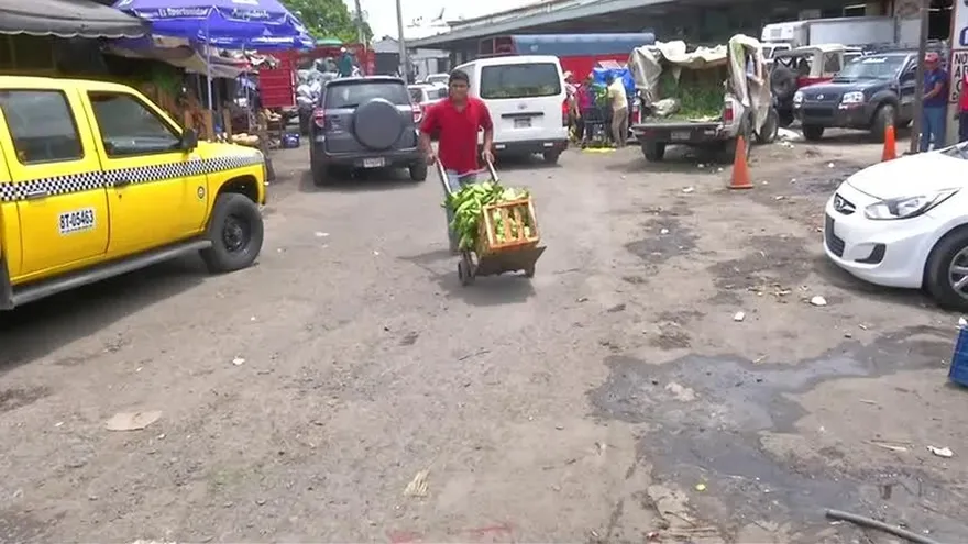 Cerrarán accesos al Mercado de Abastos el fin de semana