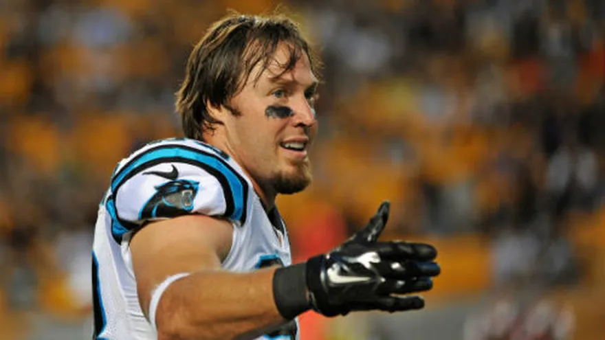 Panthers pierden a Chase Blackburn por toda la te