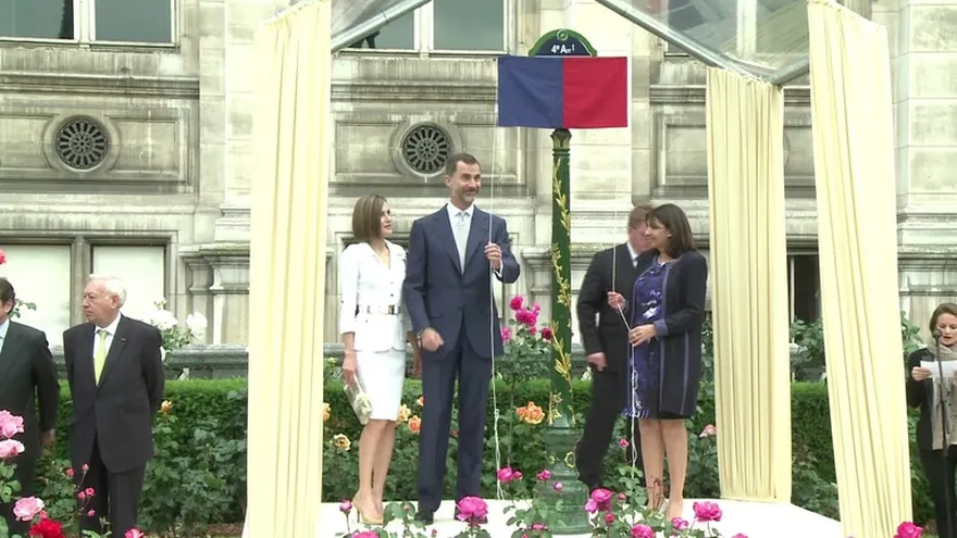 Un rey que rinde homenaje a los republicanos