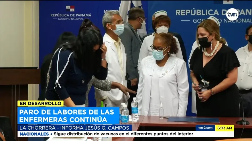 Enfermeras extienden medida de paro