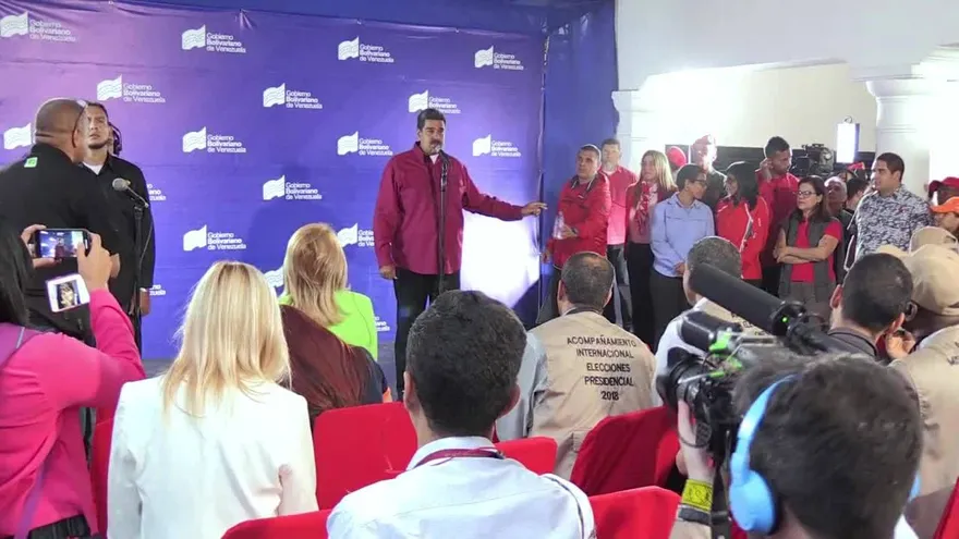 Venezolanos eligen presidente en medio de aguda crisis