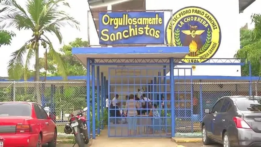 Fachada de la Escuela Pedro Pablo Sánchez.