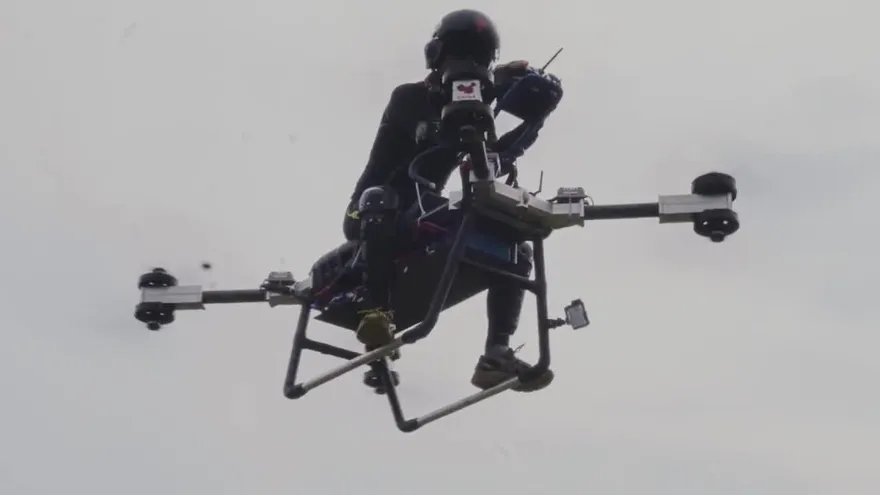 Construir una moto voladora el sueño de un inventor chino hecho realidad