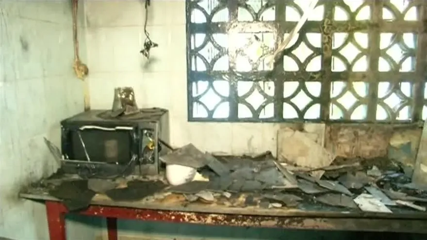 Delincuentes incendian comedor escolar en Chiriquí