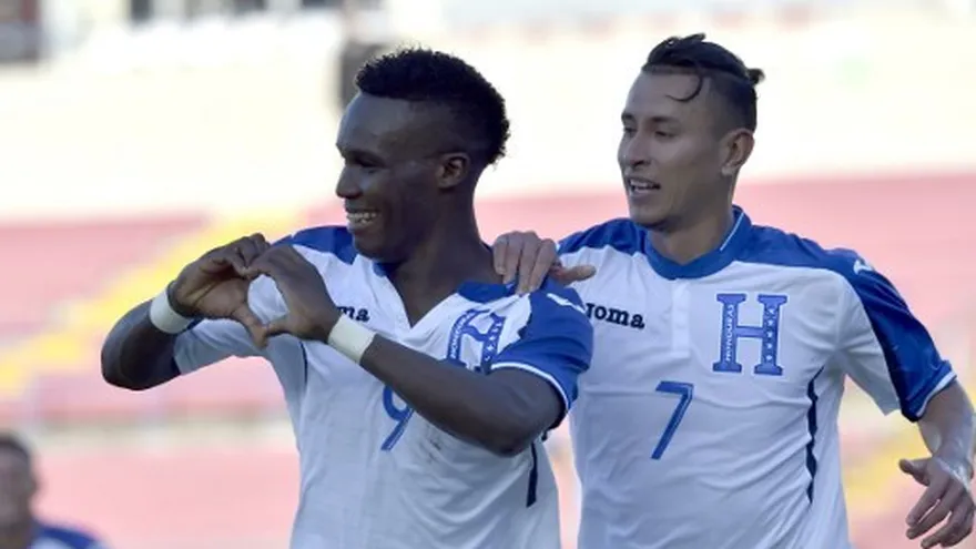 Honduras vence 2-1 a El Salvador en Copa Centroamericana