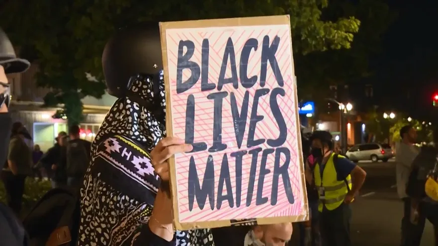 Cien días después de la muerte de George Floyd, Portland mantiene la protesta