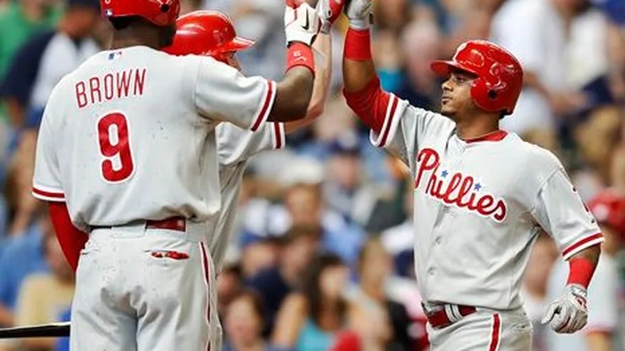 Filis atacan y blanquean a Cerveceros