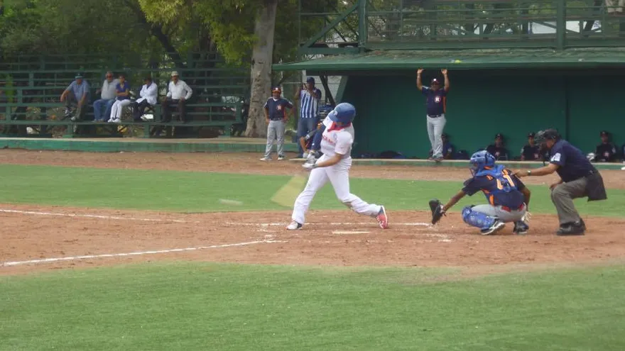 Panamá tiene récord de un triunfo y dos derrotas