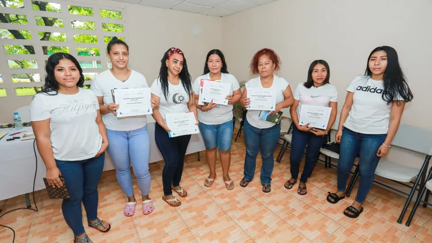 Privadas de libertad del Centro Femenino de Rehabilitación Cecilia Orillac de Chiari (Cefere).