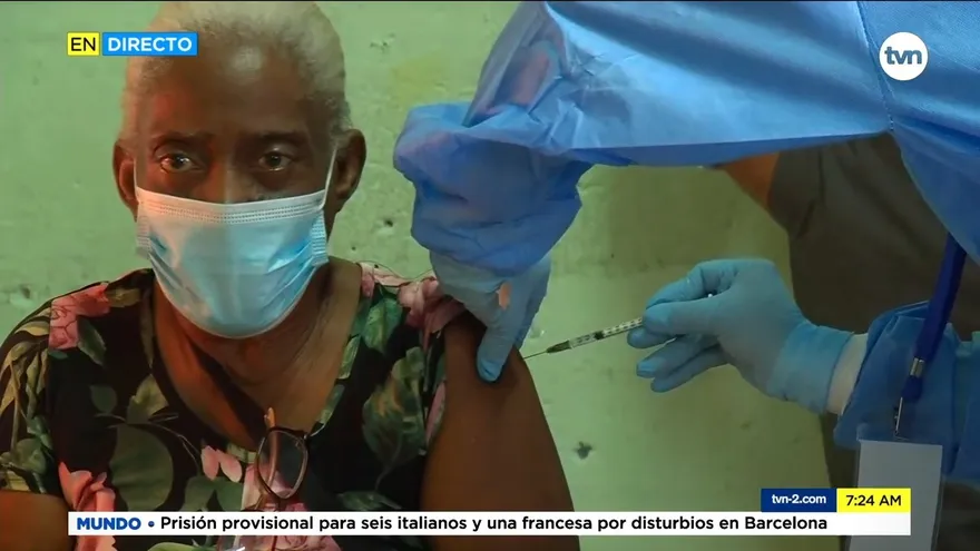 Panamá inicia la fase 2 de vacunación de adultos mayores de 60 años