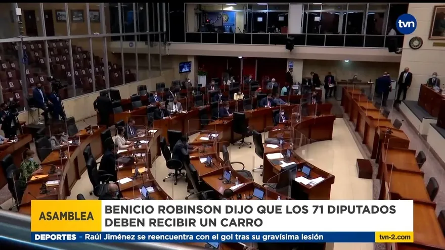 Siguen cuestionamientos por prebendas de los diputados