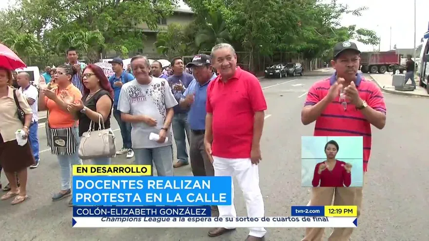 Docentes no levantarán huelga en Colón