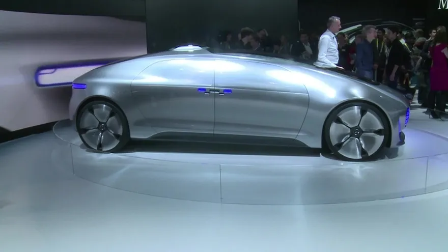 Automóviles sin conductor podrían salir al mercado en 2017