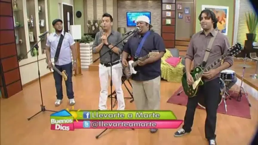 Llevarte a Marte - "Al Caminar"