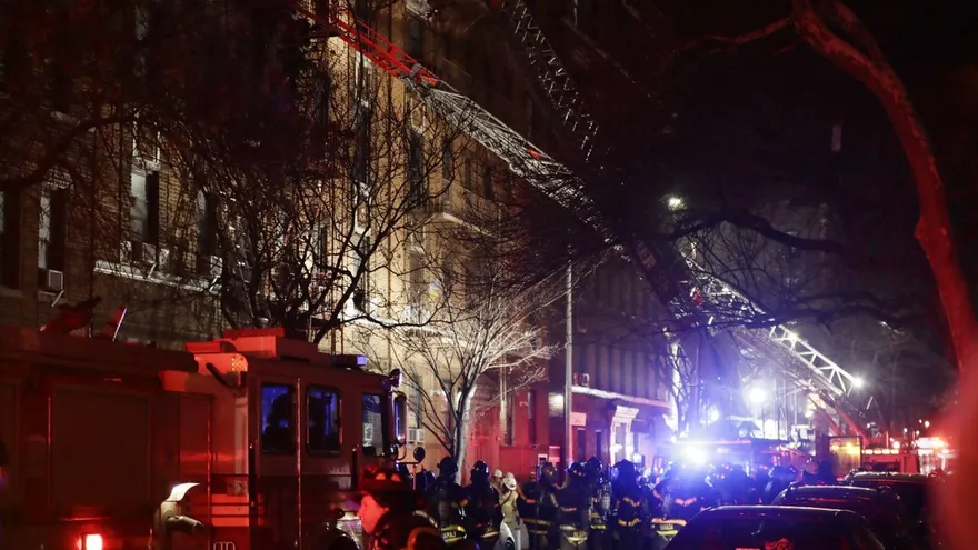 Al menos doce muertos en incendio en Nueva York