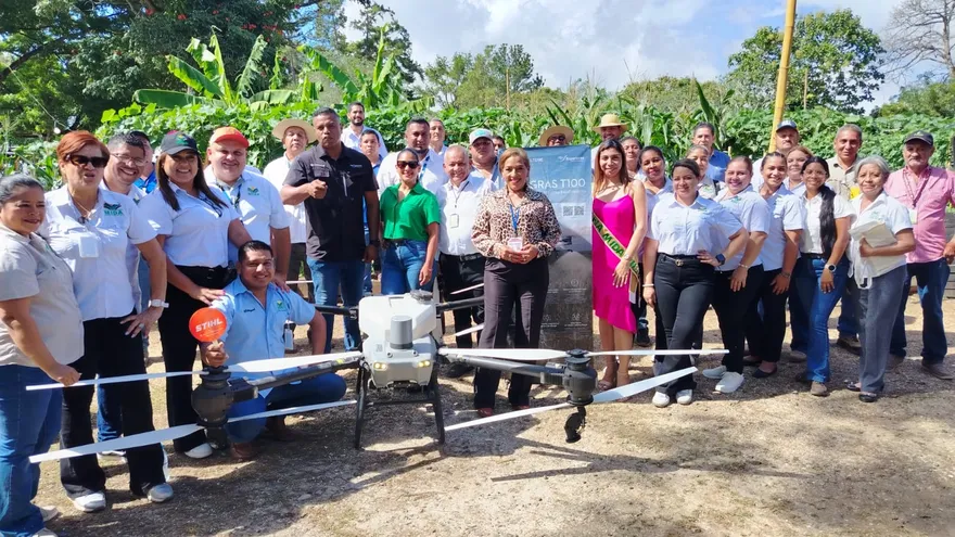 Los productores y autoridades del MIDA realizaron jornada de capacitacion agropecuaria que se llevó a cabo en el Pabellón Agrícola de la Feria Internacional de La Chorrera.