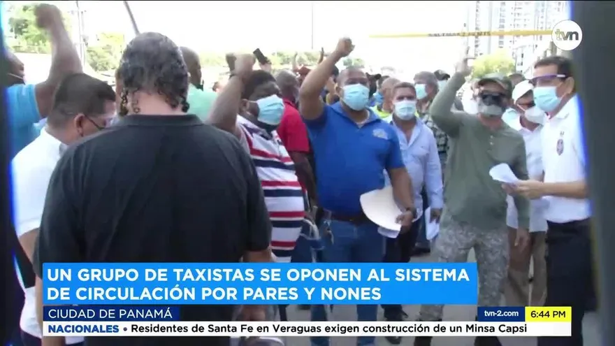 Un grupo de taxistas se opone a la medida de pares y nones