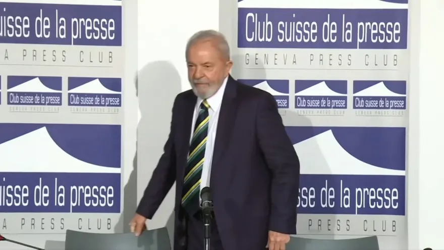 Lula cree que Bolsonaro fingió tener coronavirus para promocionar la cloroquina