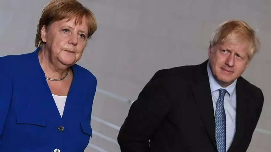 Angela Merkel y Boris Johnson.