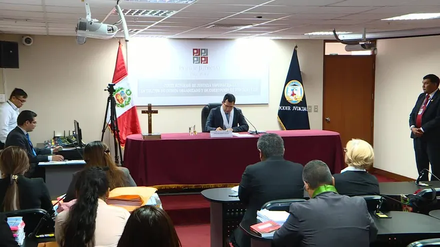 Juez peruano envía a prisión a exalcadesa de Lima por caso Odebrecht