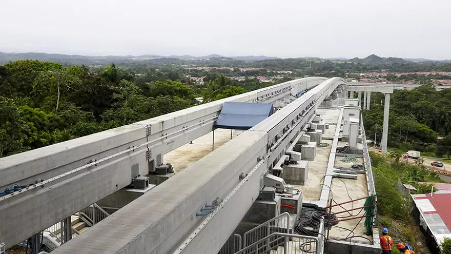 Comisión de Infraestructura de la Asamblea inspecciona avances de la Línea 3 del Metro y del cuarto puente sobre el Canal