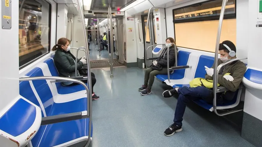 España última el retorno parcial al trabajo mientras la epidemia se ralentiza