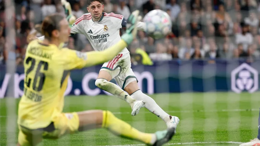 Fede Valverde en partido de UEFA Champions League