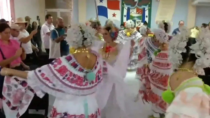 El sábado será el Desfile de las Mil Polleras