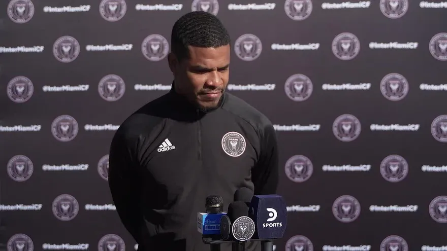 Roman Torres en conferencia de prensa con Inter Miami