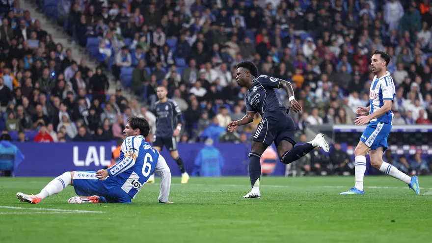 Vinicius con doblete ante Espanyol