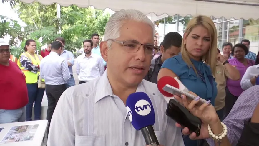 Las características que buscará Blandón en su compañero de fórmula