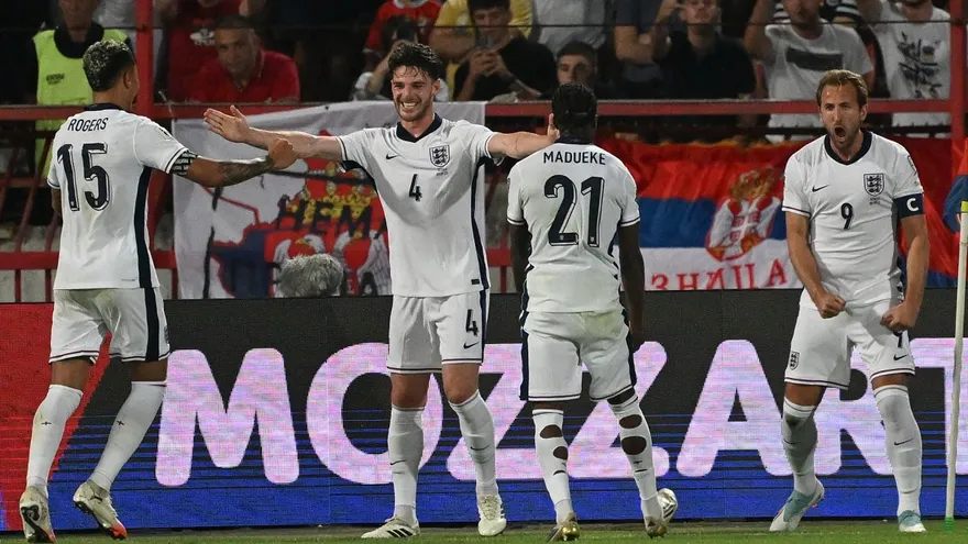 Jugadores de la Selección de Inglaterra celebran