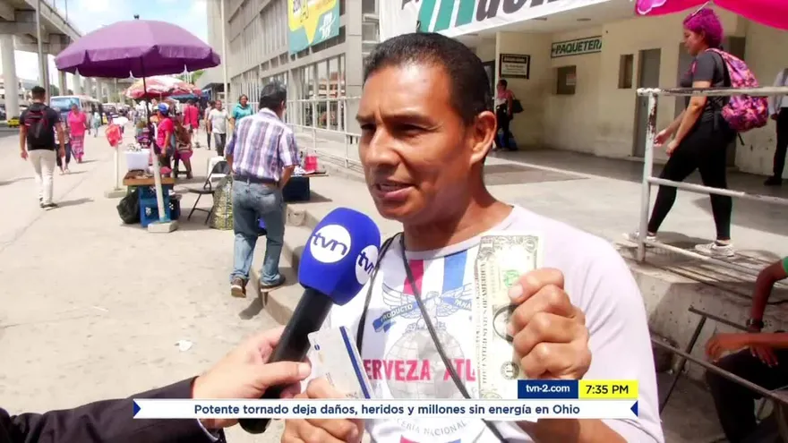 Baja circulación de dólares afecta para recargar tarjetas del Metro y Metrobús