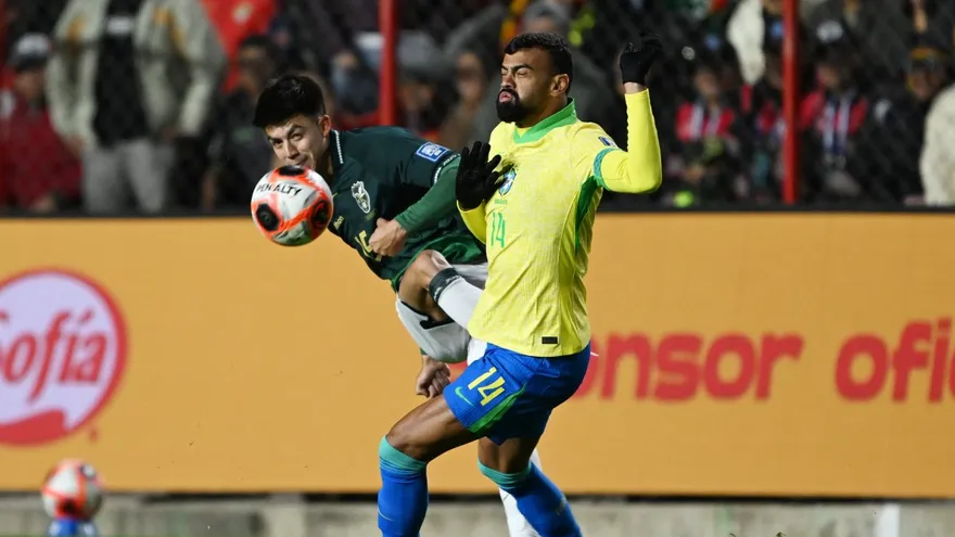 Acción del partido Bolivia vs Brasil