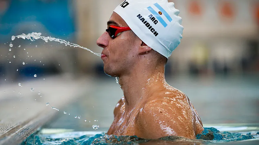 Naidich fue separa de la competición.