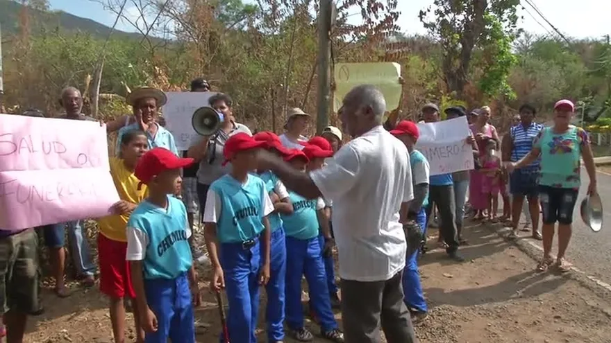 Residentes de Veracruz piden cierre de una cantera