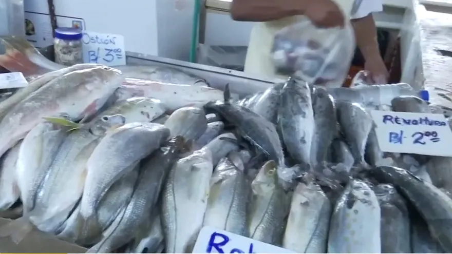 ¿Cómo están los precios para los consumidores de mariscos?