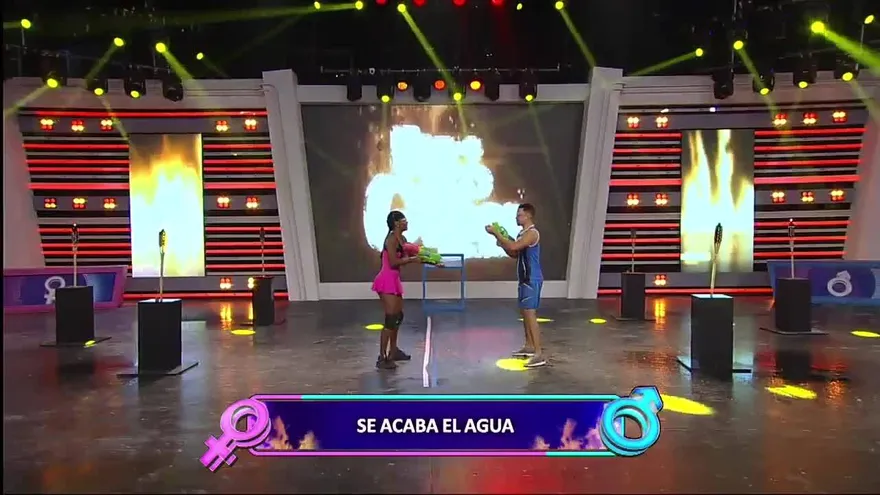 ¡ROBAPUNTOS!: Así fue la guerra de pistolitas de agua entre BK y Nicole