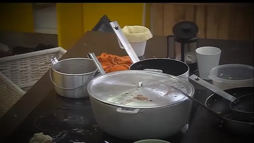 ¡Esta casa es un mugrero!