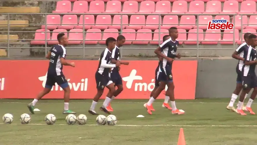 Efraín Bristán, un joven talento que espera su oportunidad de estar en la Sele