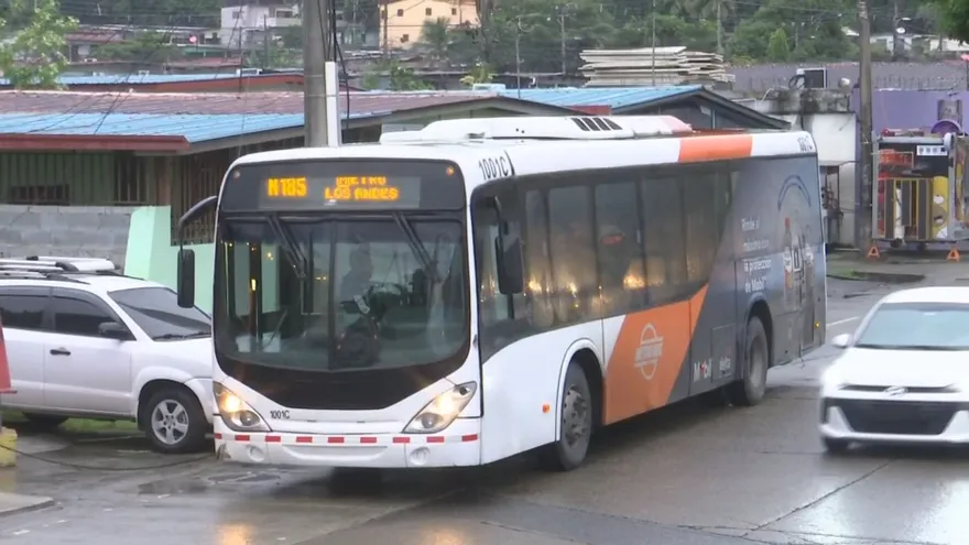 Vandalismo contra unidades de MiBús