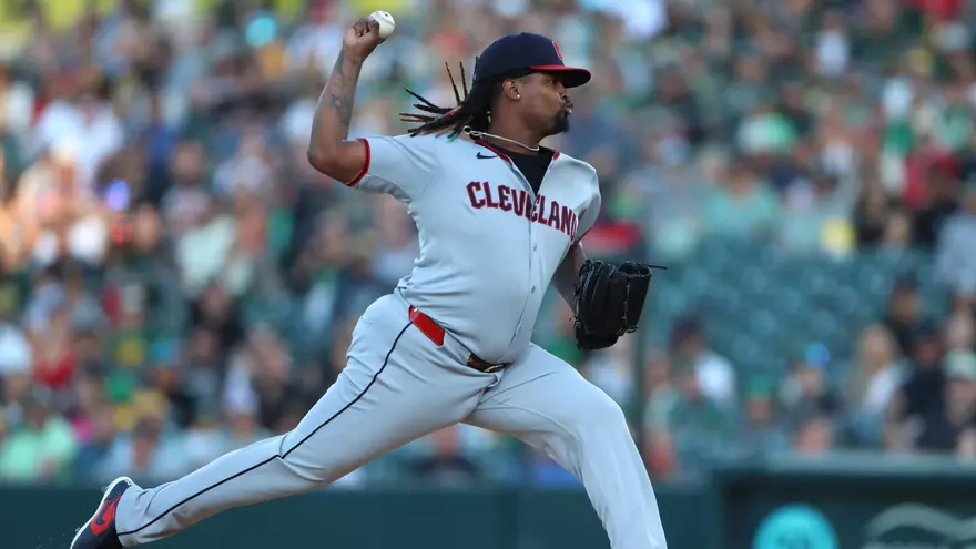 Luis Ortiz lanzador de los Guardianes de Cleveland